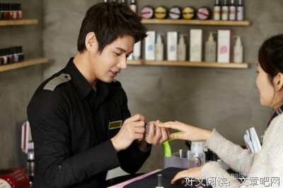 （不懂）男人如果想追到自己喜欢的女人，就得必须明白这个道理！