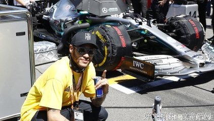 笑走没小还得些歌词..
