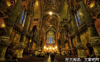 最新的《巴黎圣母院》小说书摘大全