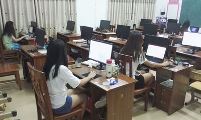 夏航社会实践队之凌晨两点的新闻组