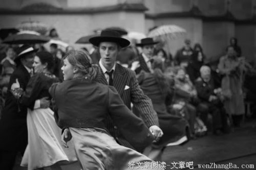 《红》