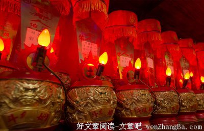 关于祠堂的唯美句子