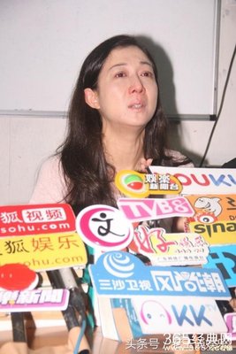 描写成龙的经典句子