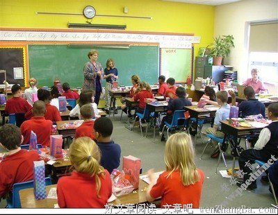 美国中小学没有班干部