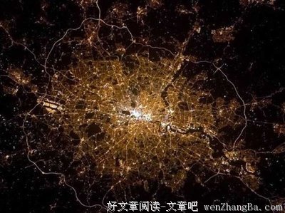 攀附来的都不是人脉