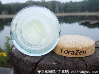  冰川上的雪绒花