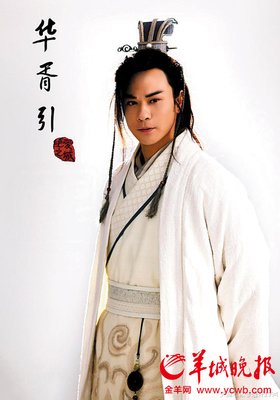 低看自己一眼