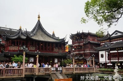 乘地铁的母与子