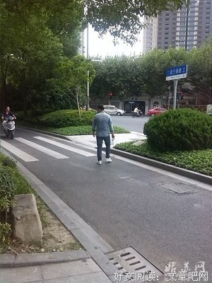 恨不生同时