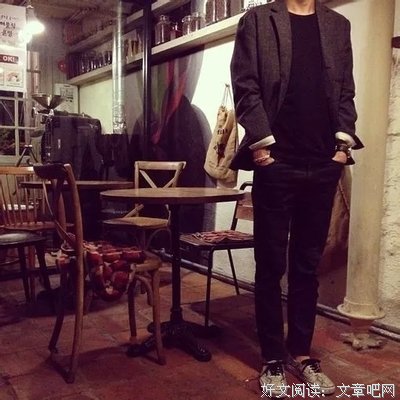 喂不饱的狗和懂得知足的鸡