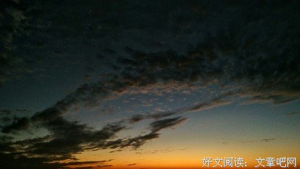 有人与我立黄昏