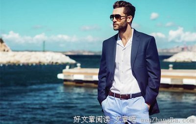 穿西装喷香水的我去给人讲“追求卓越”