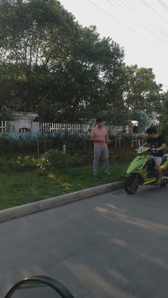  让我生气的，恰恰是你什么也没做