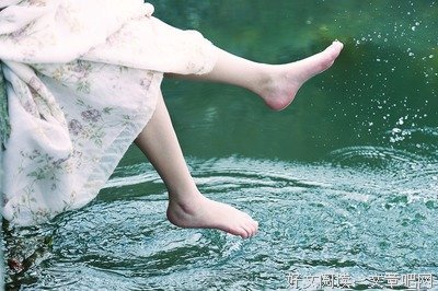 邂逅相遇，适我愿兮