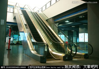 电梯