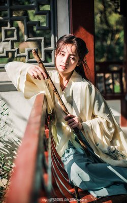  却不知道《临江仙》的悲剧
