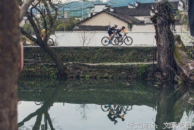  朋友圈就是自己的倒影