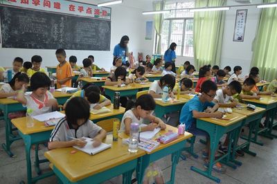 执我之笔，与尔偕画