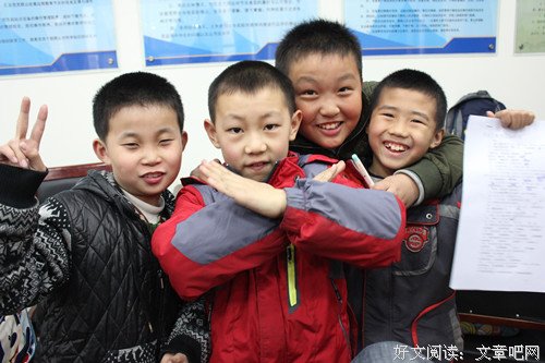 婆婆，对不起！我的儿子不是陪玩！