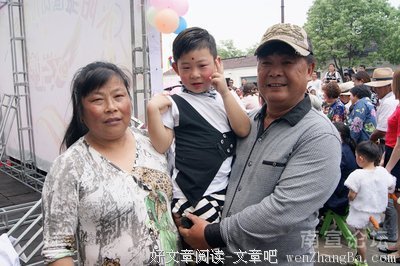 “雏鹰朝阳”:文艺汇演排练