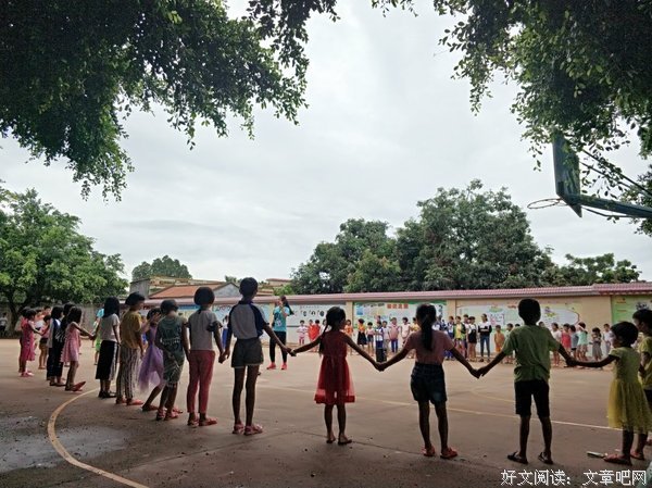老师，明年你们还会来吗？