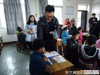 中矿大“一路黔行”支教实践团举行捐赠仪式