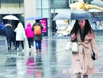 雨是天地之间的窃窃私语