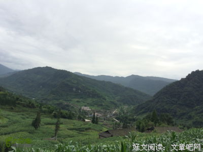 踩着父亲的脚印前进
