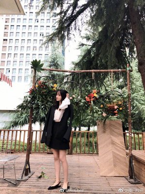 有个女孩叫安琪