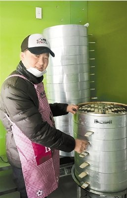 包子铺的胖老板