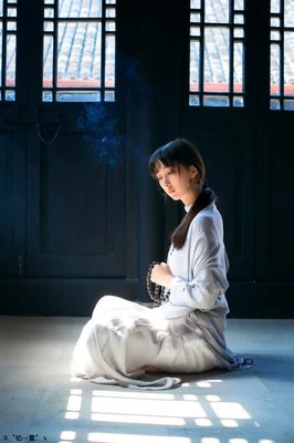 谁给了谁心碎的话语，让那某人疼了今生