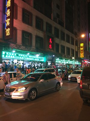 现在我依然每天都和他同醒同睡，他早已是另一个我，另一个柔软的