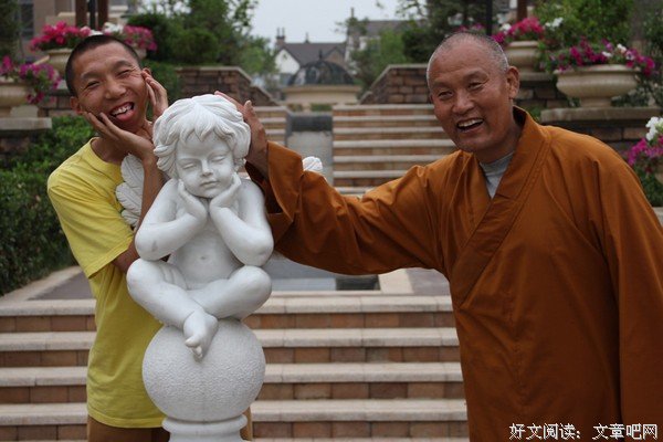 仁德上人 真正明白的人，没有谁来控制你而是你要自发心地放下