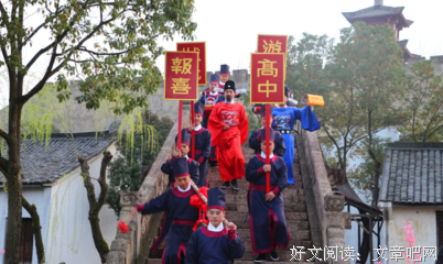 他二十四岁成为状元，却惨遭流放，最终读贯古今，成为明朝第一才