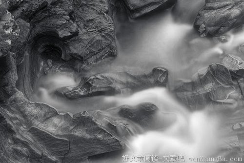 为养母立碑