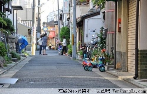母尚在，能否远游？