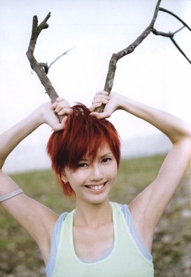男生喜欢平胸女生的十个原因。