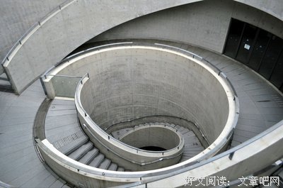 从三流拳击手到建筑大师，他造的房子把我看跪了