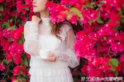 古韵悠扬丨只傍花雨不染香