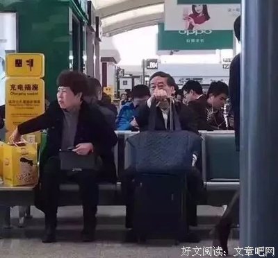 刘强东一夜白头，任正非半夜哭醒，除了没有性生活，企业家更加：