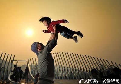 全班只有儿子没出过国，妈妈被逼急：花几万去游学到底值不值？