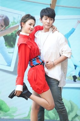 最全的《我们都一样，年轻又彷徨》佳句摘抄大全