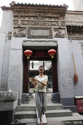 妯娌在我家充当女主人，我当众打她脸