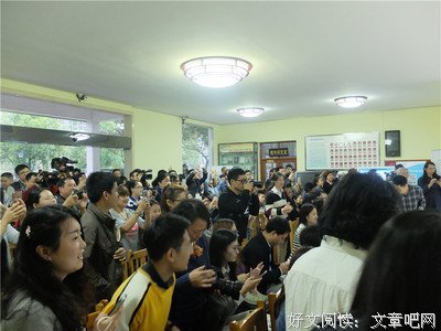 余秋雨小发这好吃些可想人读来格水自物物小醉了的句子