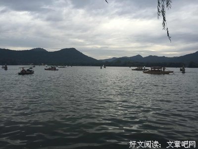 关于精忠的座右铭