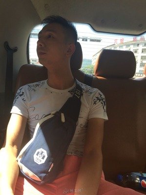 相亲这种事儿，是要看眼缘的。