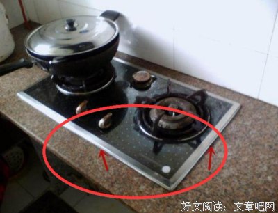 “死于拿不起放不下的当代年轻人”