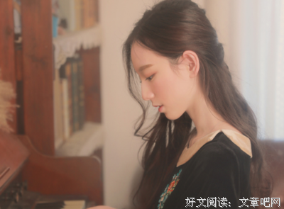 建议你和白羊座谈恋爱 。
