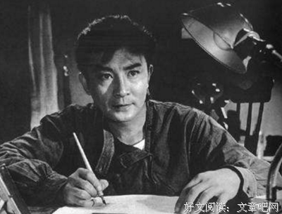 我甩了初恋，离婚后却抚养了她的女儿和老母亲