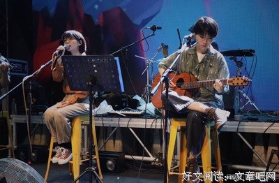 你是年少的欢喜，喜欢的少年是你好词好句